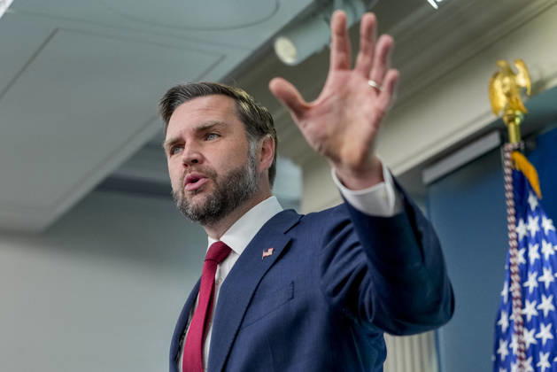 Vice President JD Vance Hosts Press Briefing Vice President JD Vance briefs members of the media in the press room of the White House in Washington DC on Thursday, September 3, 2026. It is the first White House press briefing in 42 days with Vance speaking in place of a press secretary — a position that remains vacant after Karoline Leavitt s recent departure. Photo by Daniel Heuer Pool ABACAPRESS.COM WASHINGTON DC United States  Copyright: xPool ABACAx