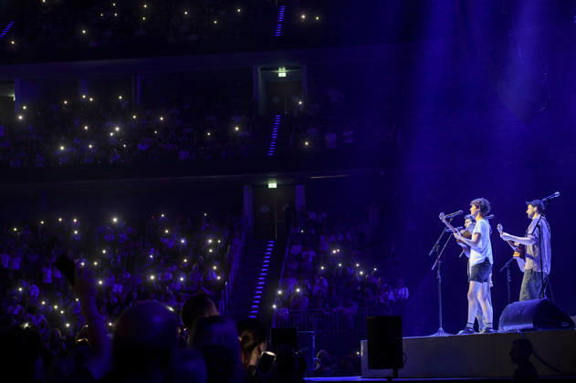 Christopher Annen, Henning May, and Severin Kantereit of AnnenMayKantereit performing live at a concert at the ZAG Arena in Hanover, September 3, 2026 Foto:xN.xHeuselx xFuturexImagex annenmaykantereit_6915
