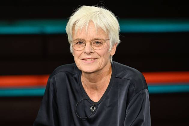 Ulrike Herrmann, Journalist, September 26, 2026: Ulrike Herrmann appeared on Markus Lanz on September 2, 2026, on ZDF TV, a German talk show; German man, German woman, journalism, female journalist, taz, German, female journalist, journalism, diverse, portrait, smiling