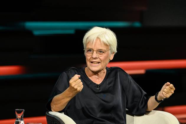 Ulrike Herrmann, Journalist, September 26, Ulrike Herrmann on September 2, 2026, on *Markus Lanz*, ZDF TV, talk show, Germany, German, man, German woman, journalism, female journalist, *taz*, sitting sideways, speaking, gesturing