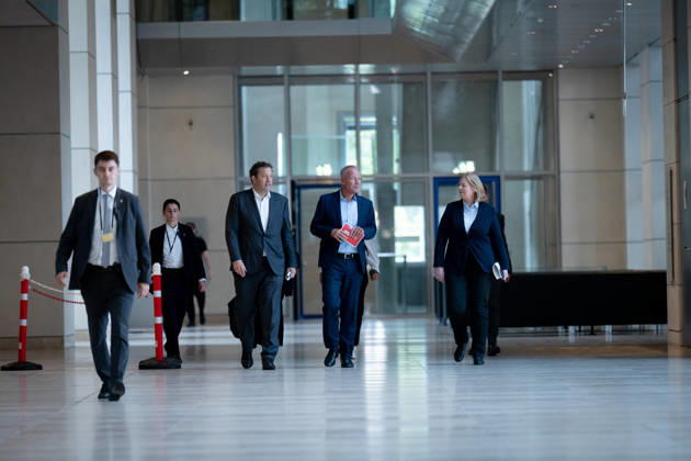 SPD, Bundestag Caucus, Caucus Retreat in Berlin, Reichstag Building, Caucus Retreat, Meeting, SPD, Bundestag Caucus, Press Statement, Caucus Chair, Matthias Miersch, Chair, Lars Klingbeil, Vice Chancellor, Bärbel Bas, Federal Minister, Chair Berlin Berlin GER
