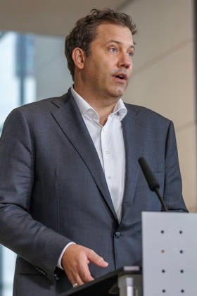 Closing Remarks by Lars Klingbeil of the SPD, Federal Minister of Finance, during a closing statement on September 4, 2026, in Berlin, Germany, at the Reichstag