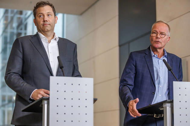 Closing remarks by Lars Klingbeil (SPD), Federal Minister of Finance, and Matthias Miersch (SPD), Chairman, during a closing statement on September 4, 2026, in Berlin, Berlin, Berlin, Germany, at the Reichstag