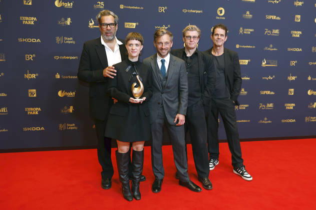 Achim von Borries, Liv Lisa Fries, Volker Bruch, Hendrik Handloegten, and Tom Tykwer at the 32nd Golden Hen Awards ceremony in 2026 at the Leipzig Trade Fair, September 4, 2026 Foto:xR.xStoffelsx xFuturexImagex henne_6652