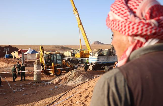 Rescue efforts continue for 10-year-old boy trapped in well in Algeria EL BAYADH, ALGERIA - SEPTEMBER 5: Rescue operations continue uninterrupted for the 4th consecutive day to save 10-year-old Ayoub Mohamed Fayid, who fell into a well at his family s farm in the town of Ghassoul in El Bayadh Province, western Algeria, on September 5, 2026. Hamza Zait Anadolu El Bayadh Algeria. Editorial use only. Please get in touch for any other usage.  Copyright: x2026xAnadoluxHamzaxZaitx