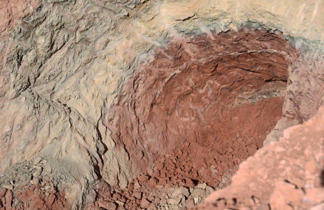 Rescue efforts continue for 10-year-old boy trapped in well in Algeria EL BAYADH, ALGERIA - SEPTEMBER 5: Rescue efforts continue for 10-year-old Ayoub Mohamed Fayid, who fell into a well at his family s farm in the town of Ghassoul in El Bayadh Province, western Algeria, on September 5, 2026. Efforts to rescue the child have continued uninterrupted as the operation enters its fourth day. Hamza Zait Anadolu El Bayadh Algeria. Editorial use only. Please get in touch for any other usage.  Copyright: x2026xAnadoluxHamzaxZaitx