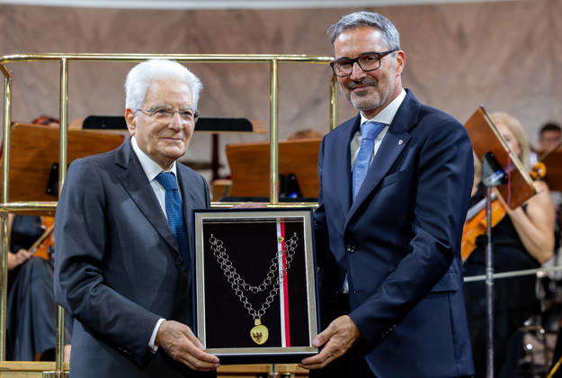 September 5, 2026, Merano, Rome, Italy: President Sergio Mattarella receives the honor of Grand Order of Merit of the Autonomous Province of Bolzano from the President of the Autonomous Province of Bolzano during the ceremony on the occasion of the Day of Autonomy , Merano, 5 September 2026. Merano Italy  - ZUMAa289 20260905_zia_a289_019 Copyright: xPaoloxGiandottix xAgfx