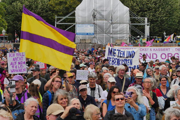September 5, 2026, Berlin, Germany: Protest against skyrocketing rents in front of the Rotes Rathaus