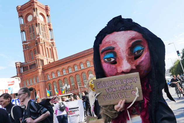 September 5, 2026, Berlin, Germany: Protest against exorbitant rents in front of the Rotes Rathaus