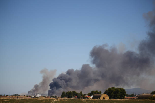 September 5, 2026, Thiva, Voiotia, Greece: Smoke rises after an F-4 Phantom fighter aircraft carrying two pilots crashed during an air show in Greece. Emergency services responded to the scene following the crash. Thiva Greece  - ZUMAx103 20260905_zip_x103_003 Copyright: xHarrisxXanthopoulosx