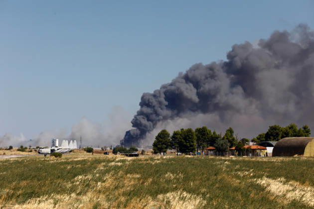 Fighter jet crashes during air show at Tanagra Air Base in Greece ATHENS, GREECE - SEPTEMBER 5: Smoke rises after an Air Force F-4 Phantom fighter jet crashed, during the Athens Flying Week air show at Tanagra Air Base in Athens, Greece, September 5, 2026. Nikos Mitrousias Anadolu Athens Greece. Editorial use only. Please get in touch for any other usage.  Copyright: x2026xAnadoluxNikosxMitrousiasx