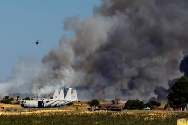 Fighter jet crashes during air show at Tanagra Air Base in Greece ATHENS, GREECE - SEPTEMBER 5: Smoke rises after an Air Force F-4 Phantom fighter jet crashed, during the Athens Flying Week air show at Tanagra Air Base in Athens, Greece, September 5, 2026. Nikos Mitrousias Anadolu Athens Greece. Editorial use only. Please get in touch for any other usage.  Copyright: x2026xAnadoluxNikosxMitrousiasx