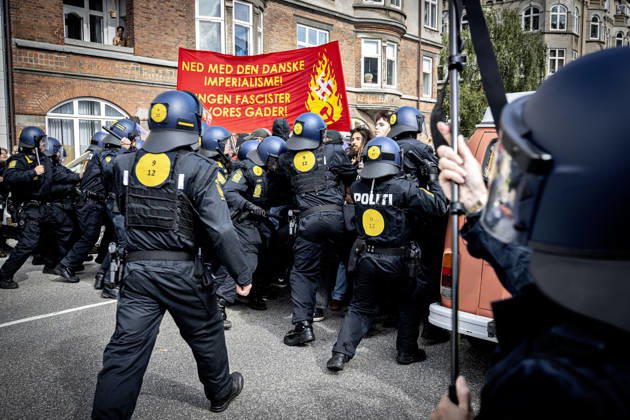 Police and a counter-demonstration organized by the Joint Initiative Against Racism and Discrimination clash on Classensgade. Activists from the right and the left hold demonstrations. The group The Danish People holds a so-called remigration march and is met by a counter-demonstrat  Copyright: NILSxMEILVANG NilsxMeilvangx spdk20260905-160319-L