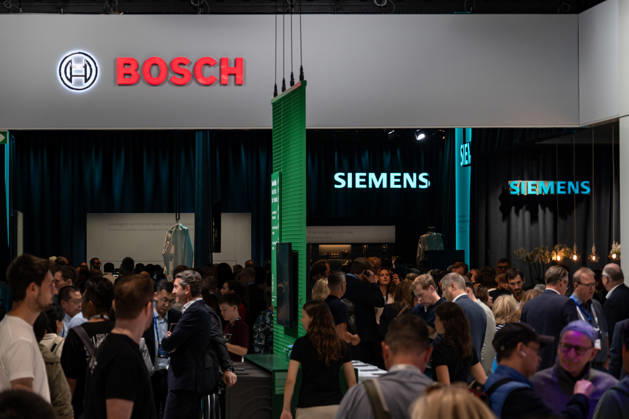 IFA Trade Fair In Berlin People visit the Bosch and Siemens booths during the IFA Consumer Electronics and Home Appliances trade fair in Berlin, Germany, on September 5, 2026. Berlin Germany  Copyright: xEmmanuelexContinix originalFilename: contini-ifatrade260905_npzci.jpg