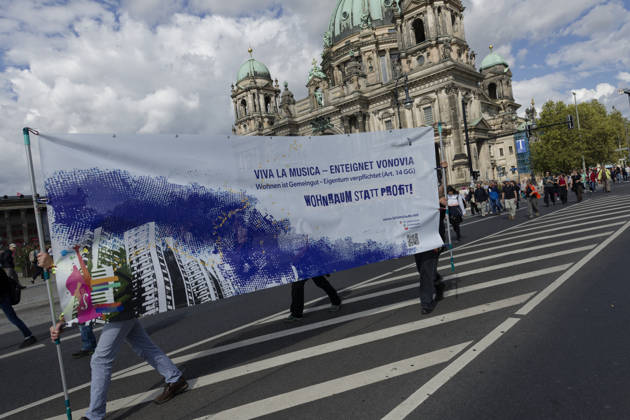 Demonstration Against High Rents in Berlin, September 5, 2026, Germany, Berlin: A demonstration organized by numerous organizations in downtown Berlin against high rents, rent gouging, and displacement, and in support of the expropriation and municipalization of large housing stocks