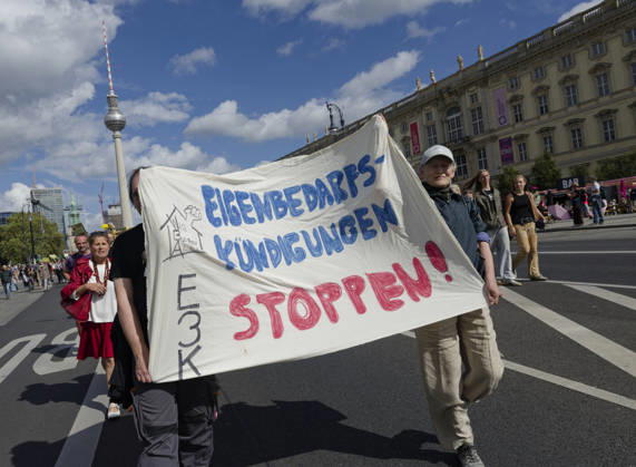 Demonstration Against High Rents in Berlin, September 5, 2026, Germany, Berlin: A demonstration organized by numerous organizations in downtown Berlin against high rents, rent gouging, and displacement, and in support of the expropriation and municipalization of large housing stocks