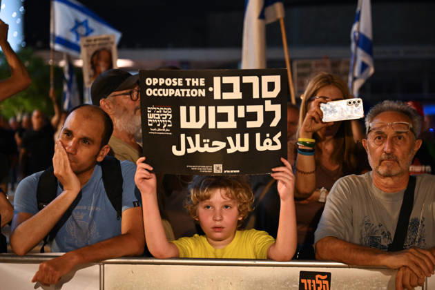Government s military and political policies protested in Tel Aviv TEL AVIV, ISRAEL - SEPTEMBER 5: Demonstrators gather at Habima Square to protest Prime Minister Benjamin Netanyahu and the current government s military and political policies in Tel Aviv, Israel, on September 5, 2026. The demonstrators call for an end to Israel s attacks on Gaza and its settlement policies, while carrying banners protesting ongoing violations by Israeli soldiers in the West Bank. Mostafa Alkharouf Anadolu Tel Aviv Israel. Editorial use only. Please get in touch for any other usage.  Copyright: x2026xAnadoluxMostafaxAlkharoufx