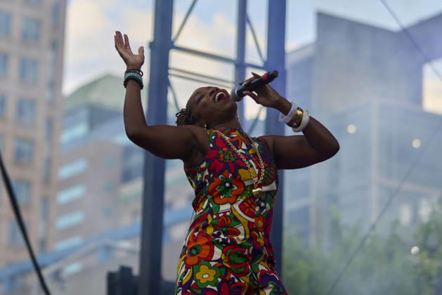 September 5, 2026, Baltimore, Baltimore, USA: R&B singer Estelle performs during the Fifth Charm City Live in Baltimore, MD, Sept. 5, 2026. Conceived by Baltimore Mayor Brandon Scott, the annual festival highlights the city s growth, music and arts, and celebrates its unique history and culture. Baltimore USA  - ZUMAg216 20260905_znp_g216_002 Copyright: xDominicxGwinnx