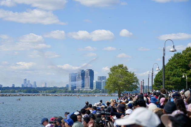Canadian International Air Show 2026 People watching the Canadian International Air Show on September 5, 2026 in Toronto, Canada. North America™s longest‘running air show, which celebrates its 77th edition in 2026. (Photo by Au Lok Nin Nexpher Images) Toronto ON