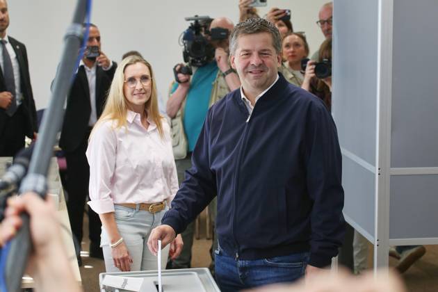 Magdeburg, Saxony-Anhalt, Germany, September 6, 2026 AWO Saxony-Anhalt State Association Voting in the state election at the polling place Saxony-Anhalt’s Minister-President Sven Schulze, CDU, and his wife Kati Copyright: xdtsxNachrichtenagenturx dts_132805