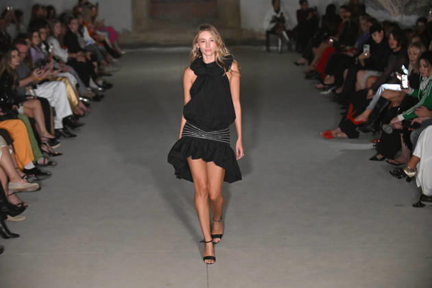 A model presents an outfit from the latest collection of the DARJA DONEZZ brand during Ukrainian Fashion Week SS27 at the Mystetskyi Arsenal National Cultural, Art and Museum Complex, Kyiv, Ukraine, September 5, 2026. The catwalk show was held in a shelter due to an air raid. (Photo by Yevhen Kotenko Ukrinform) DARJA DONEZZ catwalk show at UFW SS27  Copyright: xYevhenxKotenkox