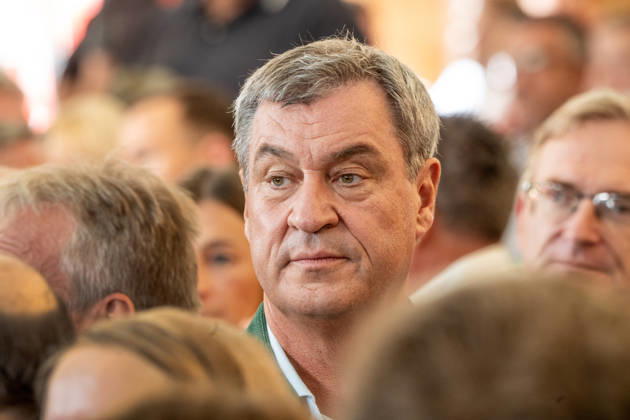 Markus Söder, Minister-President of Bavaria, CSU, at the traditional political morning beer gathering at the Gillamoos folk festival in Abensberg, September 7, 2026, Germany, Abensberg, September 7, 2026, Markus Söder, Minister-President of Bavaria, CSU, portrait taken at the traditional political morning beer gathering at the Gillamoos folk festival, Hofbräuzelt, Gillamo
