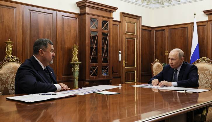 Russia Putin 9238099 07.09.2026 Russian President Vladimir Putin meets with acting Head of the Republic of Dagestan Fyodor Shchukin at the Kremlin in Moscow, Russia. Mikhail Metzel Sputnik Moscow Russia  Copyright: xMikhailxMetzelx
