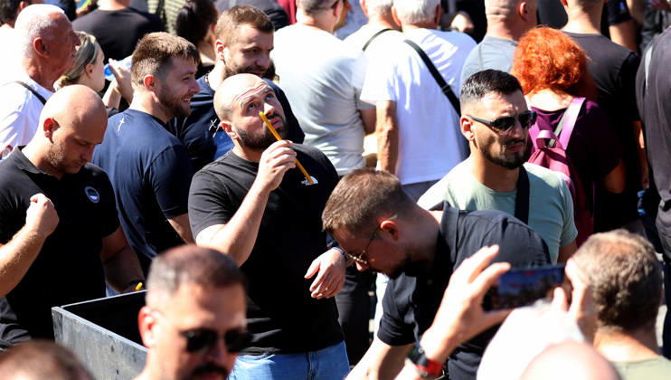 07.09.2026 Beograd Belgrade(Serbia) Politics Army war Life men s football Funeral of Ratko Mladic ex general Republic of Srpska army during Bosnian war 1992-1995. People with candles and Zeljko Brkic(D R) ex Golman goalkeeper of Vojvodina,Udinese,PAOK