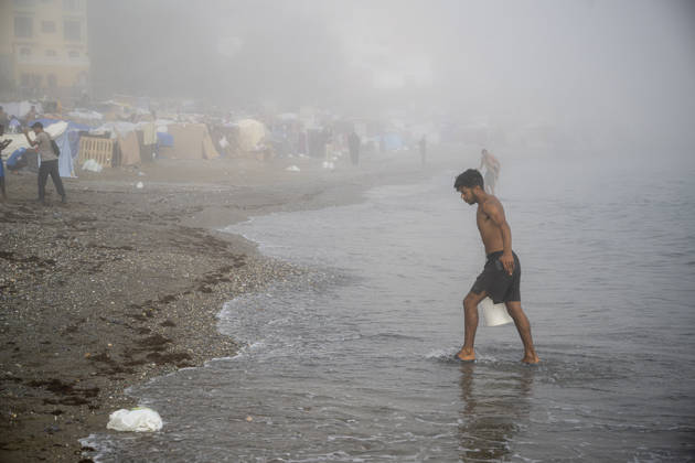 Settlements Continue on El Trampolín Beach Settlements on El Trampolín Beach, as of September 7, 2026, in Ceuta, Spain. Despite having been evicted, the encampment on El Trampolín Beach resembles a makeshift city and remains occupied by people who continue to arrive in Ceuta. SEPTEMBER 7, 2026 Ceuta, Spain  Copyright: xMarcosxMorenox 7756333