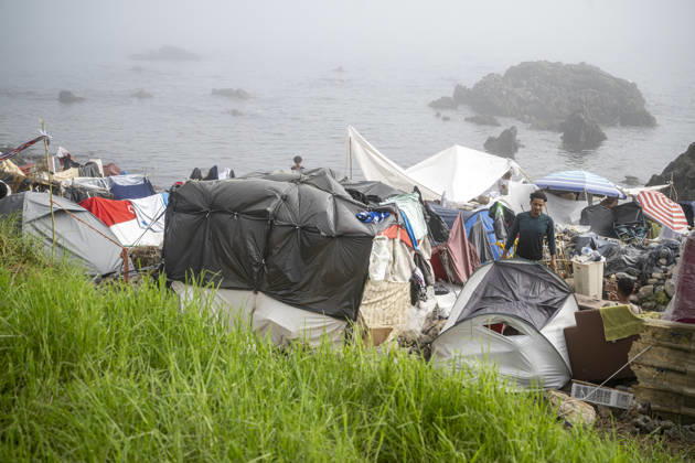 Settlements Continue on El Trampolín Beach Settlements on El Trampolín Beach, as of September 7, 2026, in Ceuta, Spain. Despite having been cleared, the camp on El Trampolín Beach resembles a makeshift city and remains occupied by people who continue to arrive in Ceuta. SEPTEMBER 7, 2026 Ceuta, Spain  Copyright: xMarcosxMorenox 7756344