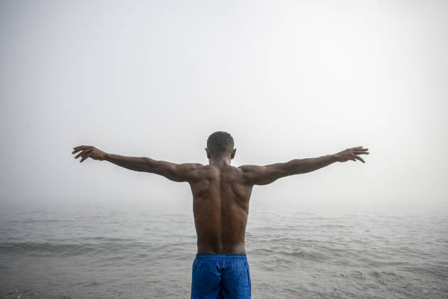 Settlements Continue on El Trampolín Beach A migrant takes a bath on El Trampolín Beach, September 7, 2026, in Ceuta, Spain. Despite having been cleared, the camp on El Trampolín Beach resembles a makeshift city and remains occupied by people who continue to arrive in Ceuta. SEPTEMBER 7, 2026, Ceuta, Spain.  Copyright: xMarcosxMorenox 7756365
