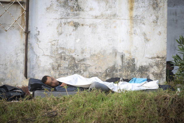 Settlements Continue on El Trampolín Beach A migrant sleeping near El Trampolín Beach on September 7, 2026, in Ceuta, Spain. Despite having been evicted, the camp on El Trampolín Beach resembles a makeshift city and remains occupied by people who continue to arrive in Ceuta. SEPTEMBER 7, 2026 Ceuta, Spain  Copyright: xMarcosxMorenox 7756387