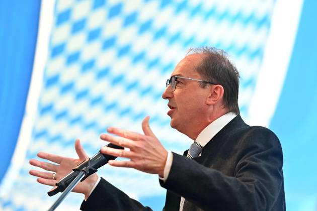 Speech by Alexander DOBRINDT, Federal Minister of the Interior; single image, cropped close-up, portrait, Political Gillamoos on September 7, 2026, in Abensberg,