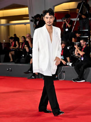 IPA88254658 - Venice, 83rd Venice International Film Festival 2026 - Night 6. Red Carpet for the film *ARRESTED MEMORY*. Pictured: Ethan Juan  Copyright: xSimonexComix xPoolxPhotoxEventsx08x IPA88254658