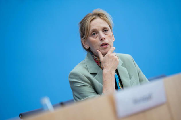 Karin Prien, Federal Minister of Education, Family, Senior Citizens, Women, and Youth, presents the results of the 2025 PISA study at the Federal Press Conference in Berlin. Release of the results of the 2025 PISA study, Berlin, Germany, at the Federal Press Conference Building