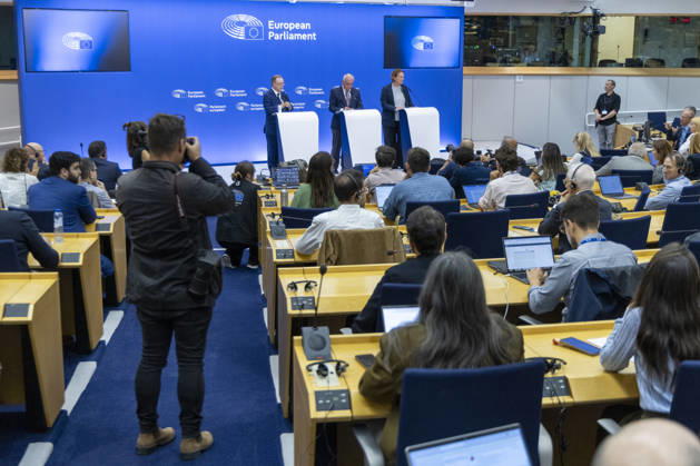 Vivas Speaks Before the European Parliament The president of Ceuta, Juan José Vivas, and Javier Zarzalejos, a PP Member of the European Parliament and Chair of the EP’s Committee on Civil Liberties, Justice, and Home Affairs (LIBE), hold a press conference at the European Parliament on September 8, 2026, in Brussels, Belgium. The President of Ceuta, Juan Vivas, is in Brussels to call on the European Union for support in the face of the migration crisis. He has requested a permanent deployment of Frontex and emergency funds after meeting with various EU leaders. SEPTEMBER 8, 2026 Nicolas Maeterlinck Spain Copyright: xNicolasxMaeterlinck Belga Europax 7758028