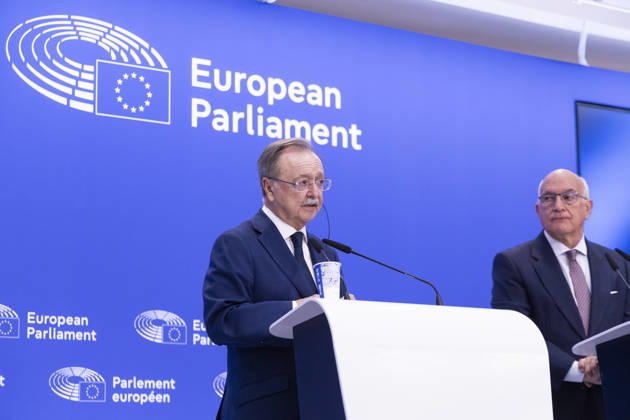 Vivas Speaks Before the European Parliament The president of Ceuta, Juan José Vivas, and Javier Zarzalejos, a PP Member of the European Parliament and Chair of the EP’s Committee on Civil Liberties, Justice, and Home Affairs (LIBE), hold a press conference at the European Parliament on September 8, 2026, in Brussels, Belgium. The President of Ceuta, Juan Vivas, is in Brussels to call on the European Union for support in the face of the migration crisis. He has requested a permanent deployment of Frontex and emergency funds after meeting with various EU leaders. SEPTEMBER 8, 2026 Nicolas Maeterlinck Spain Copyright: xNicolasxMaeterlinck Belga Europax 7758029
