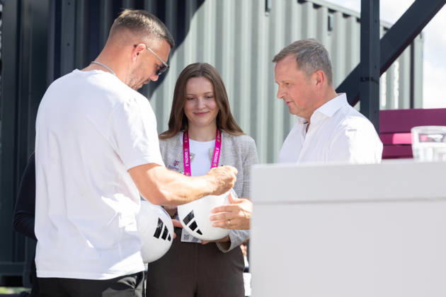 DIGITAL X 2026 at the Rheinauhafen in Cologne, September 8, 2026 Former national soccer player and 2014 World Cup champion Lukas PODOLSKI, along with Prof. Dr. Alena Buyx and Klaus Werner, visitors learn more at DIGIT Copyright: xMarcxJohnx