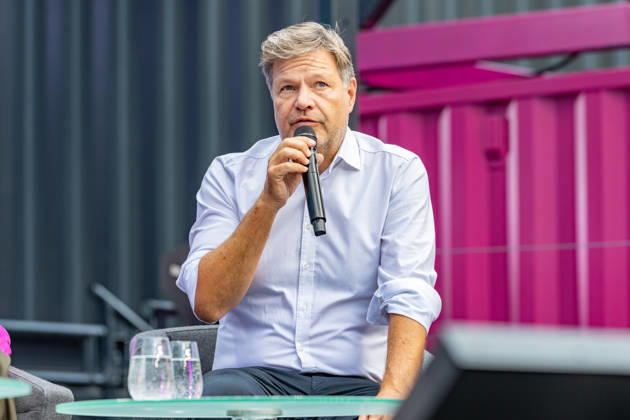 DIGITAL X 2026 at the Rheinauhafen in Cologne, September 8, 2026—Robert HABECK, Member of the Bundestag, former Federal Minister for Economic Affairs, and Vice Chancellor, Alliance 90 The Greens. Visitors learn more Copyright: xMarcxJohnx
