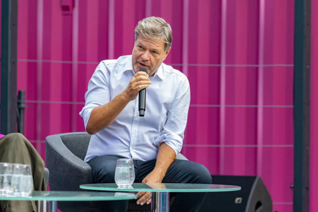 DIGITAL X 2026 at the Rheinauhafen in Cologne, September 8, 2026—Robert HABECK, Member of the Bundestag, former Federal Minister for Economic Affairs, and Vice Chancellor, Alliance 90 The Greens. Visitors learn more Copyright: xMarcxJohnx
