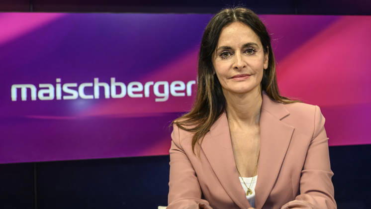 from left: Iris Sayram, ARD Capital Studio, GER, Berlin, studio, guest on Maischberger, political talk show, TV, program, with host Sandra Maischberger, Das Erste, from Adlershof, Am Studio 20, September 8, 2026, Copyright: HMBxMedia UwexKoch