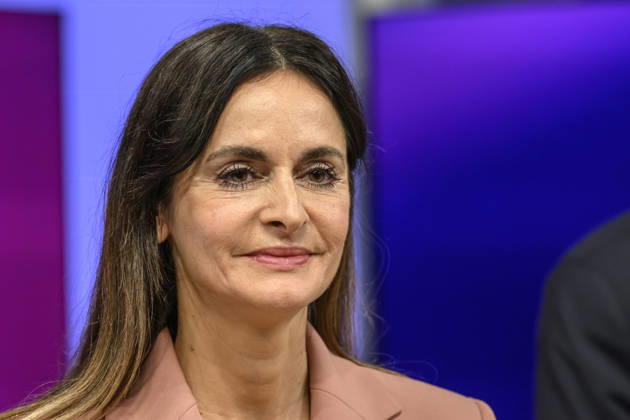 from left: Iris Sayram, ARD Capital Studio, GER, Berlin, studio, guest on Maischberger, political talk show, TV, program, with host Sandra Maischberger, Das Erste, from Adlershof, Am Studio 20, September 8, 2026, Copyright: HMBxMedia UwexKoch