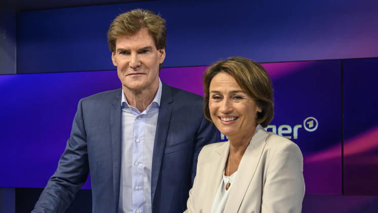 v l Carsten Maschmeyer, entrepreneur, with Sandra Maischberger, GER, Berlin, studio, guest on *Maischberger*, political talk show, TV, program, with host Sandra Maischberger, *Das Erste*, from Adlershof Am Studio 20, September 8, 2026, Copyright: HMBxMedia UwexKoch