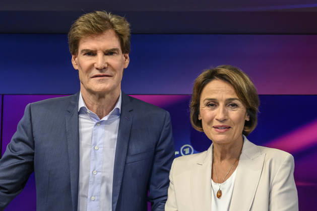 v l Carsten Maschmeyer, entrepreneur, with Sandra Maischberger, GER, Berlin, studio, guest on *Maischberger*, political talk show, TV, program, with host Sandra Maischberger, *Das Erste*, from Adlershof Am Studio 20, September 8, 2026, Copyright: HMBxMedia UwexKoch