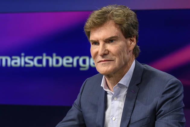 from left: Carsten Maschmeyer, entrepreneur, GER, Berlin, Studio, guest on *Maischberger*, political talk show, TV, program, with host Sandra Maischberger, Das Erste, from Adlershof, Am Studio 20, September 8, 2026, Copyright: HMBxMedia UwexKoch
