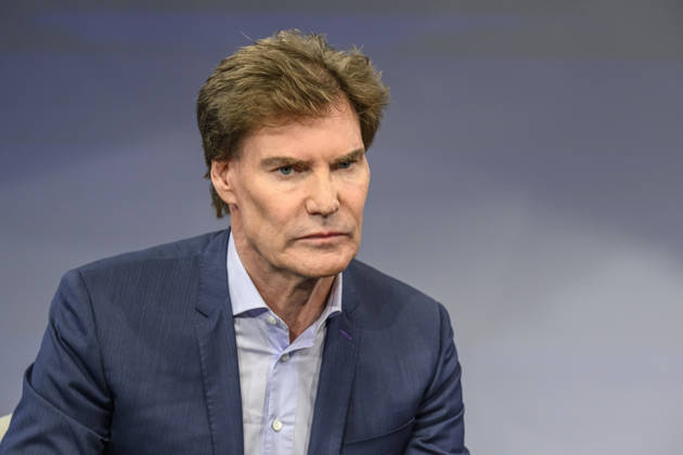 from left: Carsten Maschmeyer, entrepreneur, GER, Berlin, Studio, guest on *Maischberger*, political talk show, TV, program, with host Sandra Maischberger, Das Erste, from Adlershof, Am Studio 20, September 8, 2026, Copyright: HMBxMedia UwexKoch
