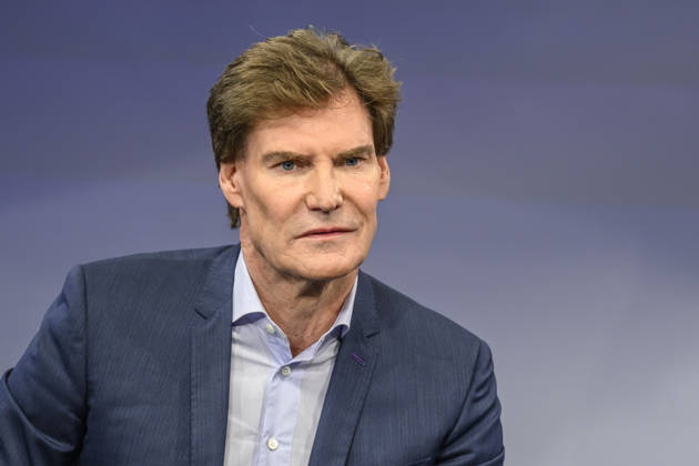 from left: Carsten Maschmeyer, entrepreneur, GER, Berlin, Studio, guest on *Maischberger*, political talk show, TV, program, with host Sandra Maischberger, Das Erste, from Adlershof, Am Studio 20, September 8, 2026, Copyright: HMBxMedia UwexKoch