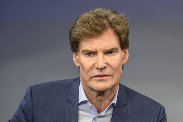 from left: Carsten Maschmeyer, entrepreneur, GER, Berlin, Studio, guest on *Maischberger*, political talk show, TV, program, with host Sandra Maischberger, Das Erste, from Adlershof, Am Studio 20, September 8, 2026, Copyright: HMBxMedia UwexKoch