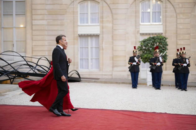 French State dinner for South Korea s President - Paris France s President Emmanuel Macron and his wife Brigitte Macron welcome South Korea s President Lee Jae Myung and his wife Kim Hye Kyung before for a State dinner organised by France s President Emmanuel Macron for South Korea s President Lee Jae Myung at the Elysee Presidential Palace, in Paris on September 8, 2026.Photo by Eliot Blondet ABACAPRESS.COM Paris France France  Copyright: xBlondetxEliot ABACAx