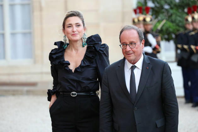 DiÌ‚ner d Etat en l honneur de Mr LEE Jae Myung, PreÌsident de la ReÌpublique de CoreÌe Francois Hollande and Julie Gayet Emmanuel Macron et Brigitte Macron recoivent Mr LEE Jae Myung, PreÌsident de la ReÌpublique de CoreÌe et son à pouse, Kim Hye-kyung, à l occasion d un diner d à tat au Palais de l Elysà e à Paris, le 8 septembre 2026. French President, Emmanuel Macron and his wife, Brigitte Macron hosted Mr. LEE Jae Myung, President of the Republic of Korea, and his wife, Kim Hye-kyung, at a state dinner at the Elysà e Palace in Paris on September 8, 2026. Copyright: xFabricexChasseryx